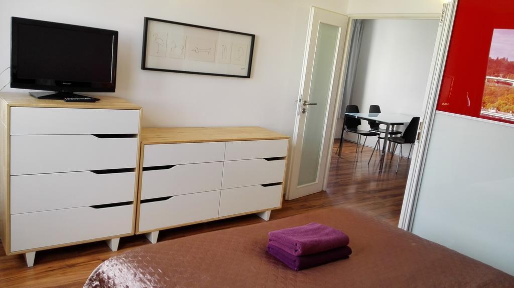 Golden Family Apartments Praha Ruang foto