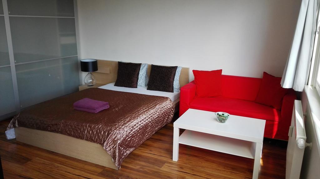 Golden Family Apartments Praha Ruang foto