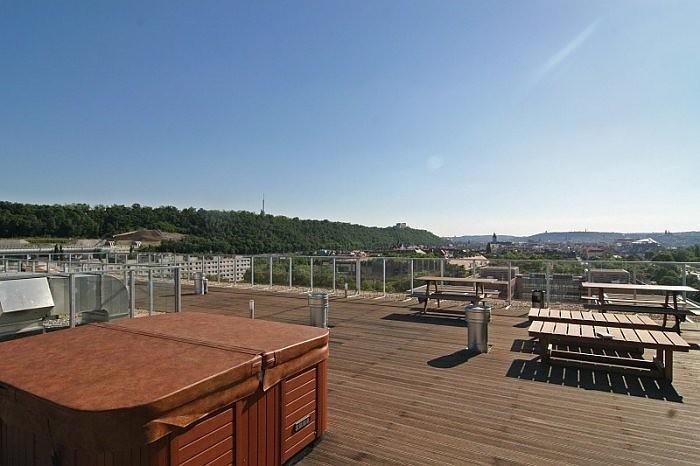Golden Family Apartments Praha Bagian luar foto