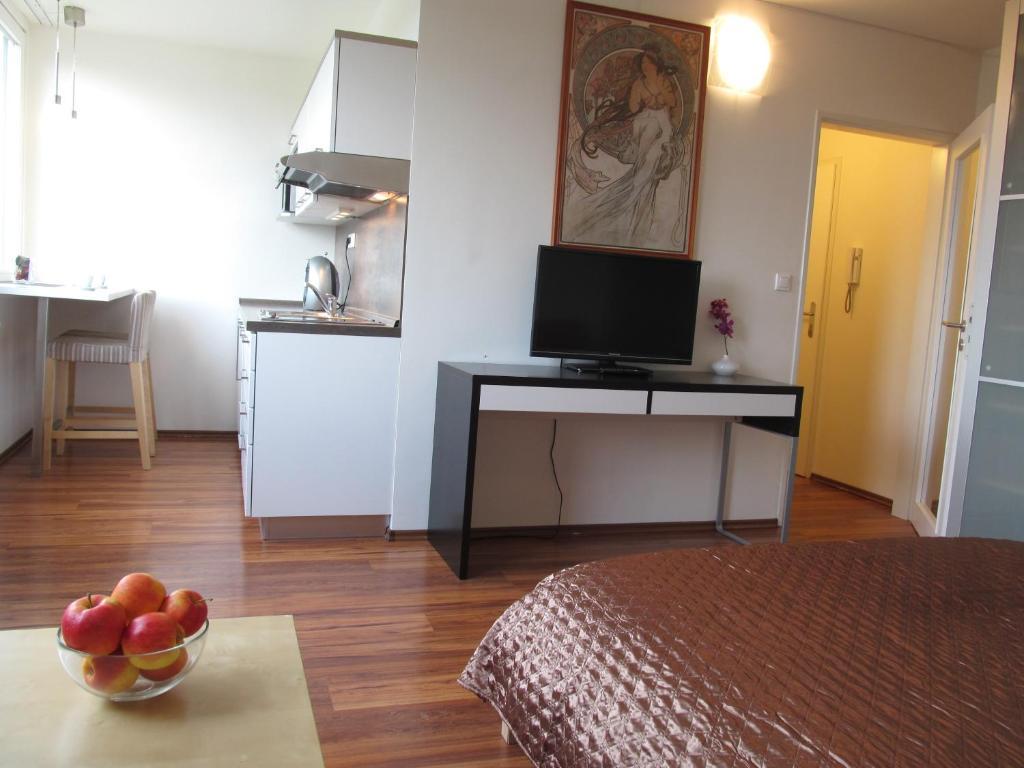 Golden Family Apartments Praha Ruang foto
